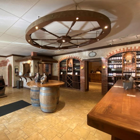 BOUTIQUE TOUR AND WINE TASTING FOR FOUR  AT HOLLAND MARSH WINERIES
