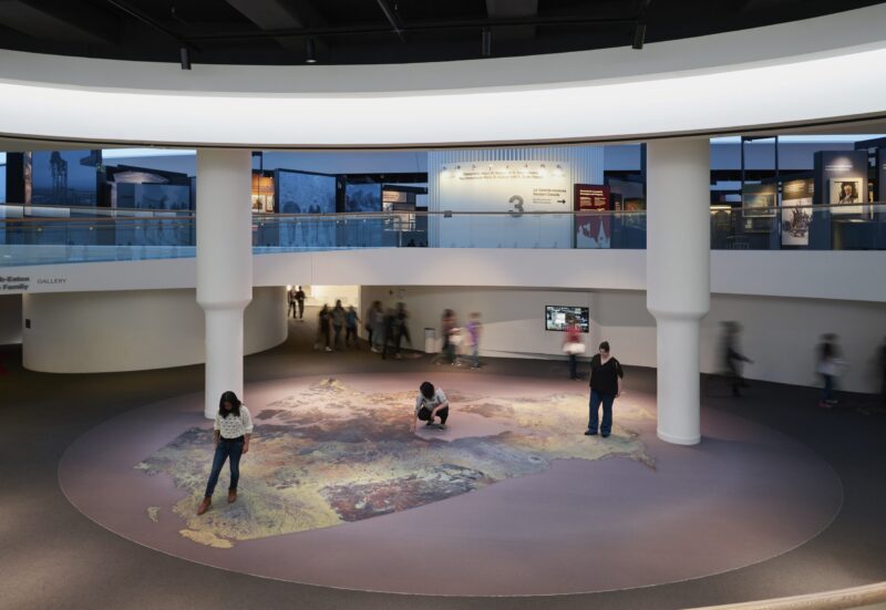 TWO ADMISSION PASSES TO CANADA MUSEUM OF HISTORY - Image 2